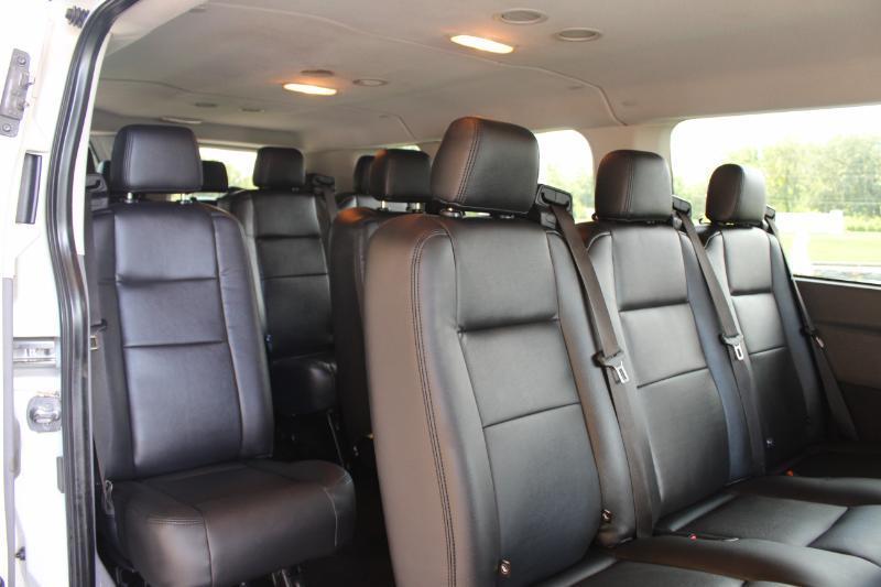 Ford Transit 350 Wagon Low Roof XL w/Sliding Pass. 148-in. WB 2020