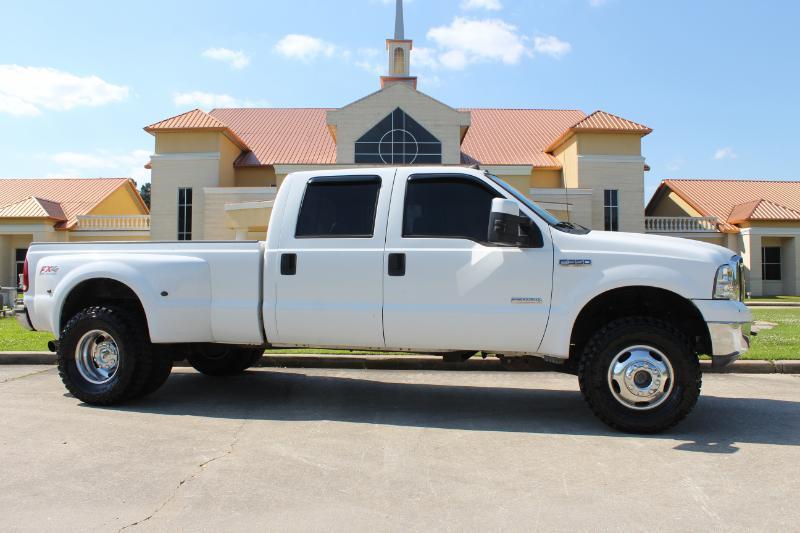 Ford F-350 SD XL Crew Cab 4WD DRW 2006