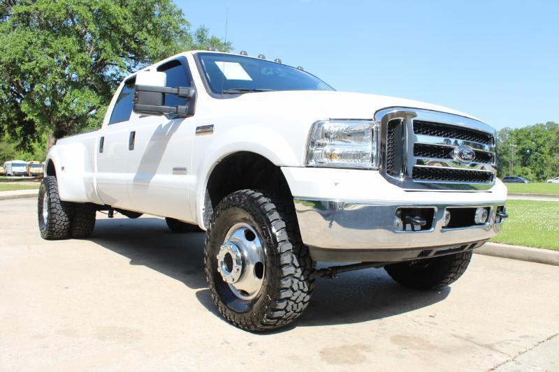 Ford F-350 SD XL Crew Cab 4WD DRW 2006