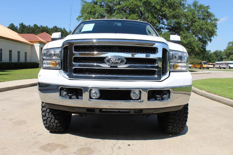 Ford F-350 SD XL Crew Cab 4WD DRW 2006