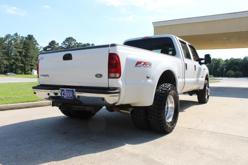 Ford F-350 SD XL Crew Cab 4WD DRW 2006