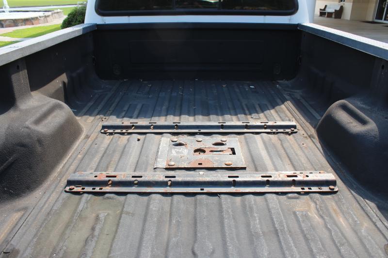 Ford F-350 SD XL Crew Cab 4WD DRW 2006