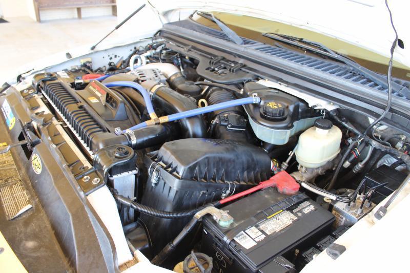 Ford F-350 SD XL Crew Cab 4WD DRW 2006