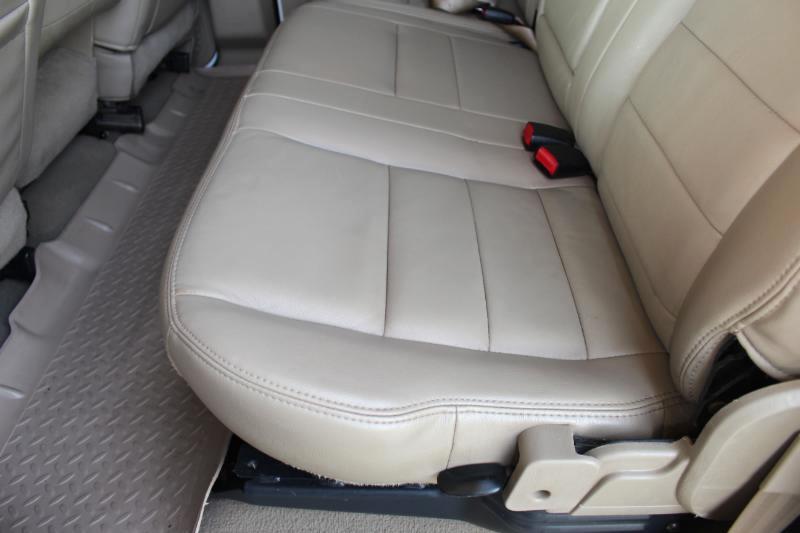 Ford F-350 SD XL Crew Cab 4WD DRW 2006