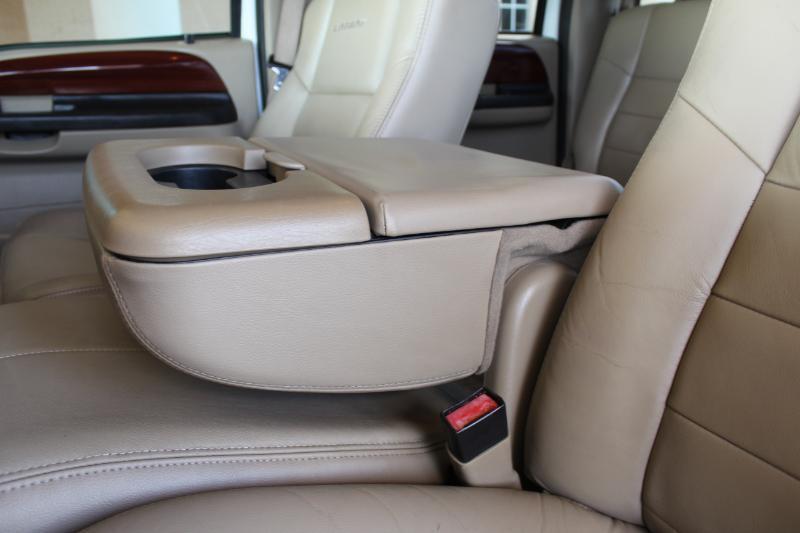 Ford F-350 SD XL Crew Cab 4WD DRW 2006