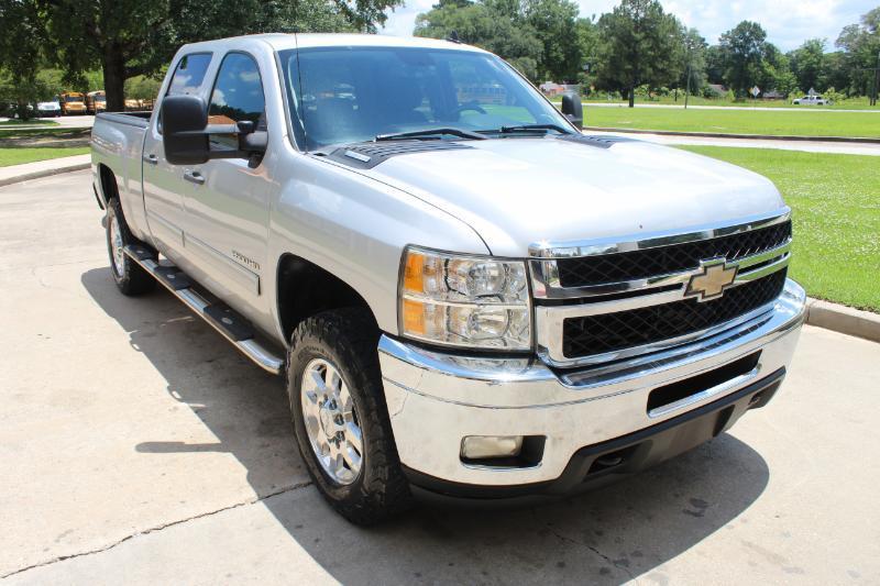 Chevrolet Silverado 2500HD LT Crew Cab Short Bed 4WD 2011