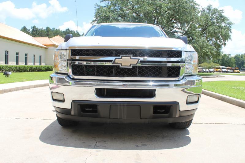 Chevrolet Silverado 2500HD LT Crew Cab Short Bed 4WD 2011