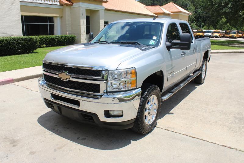 Chevrolet Silverado 2500HD LT Crew Cab Short Bed 4WD 2011