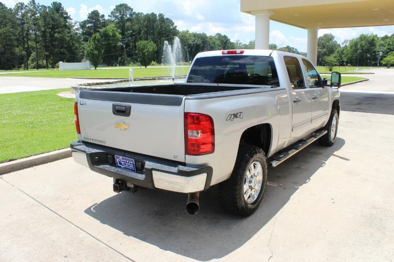 Chevrolet Silverado 2500HD LT Crew Cab Short Bed 4WD 2011