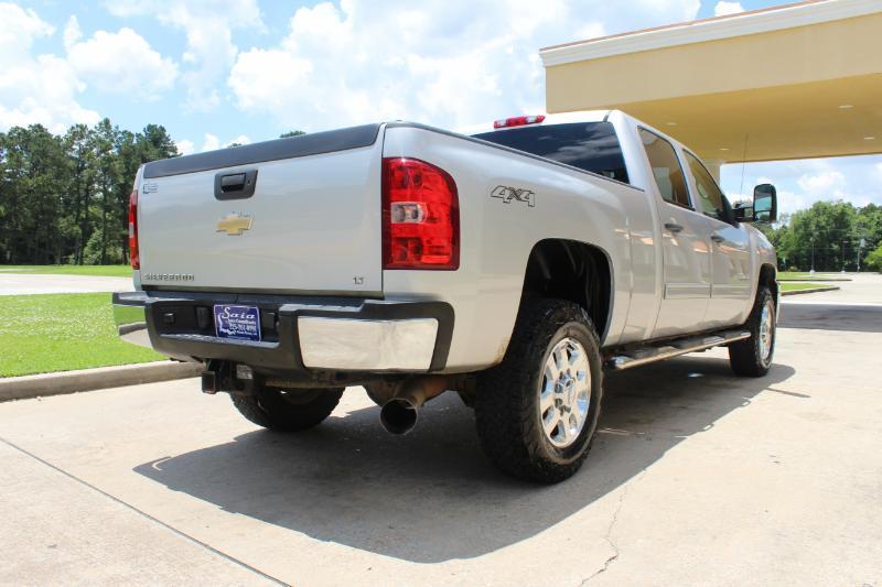 Chevrolet Silverado 2500HD LT Crew Cab Short Bed 4WD 2011