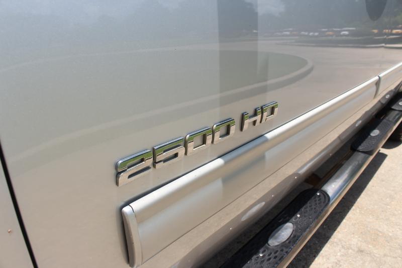 Chevrolet Silverado 2500HD LT Crew Cab Short Bed 4WD 2011