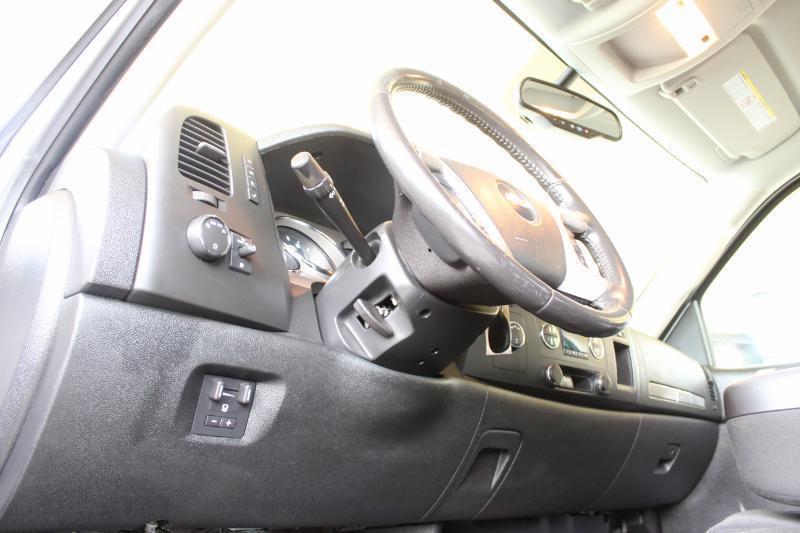 Chevrolet Silverado 2500HD LT Crew Cab Short Bed 4WD 2011
