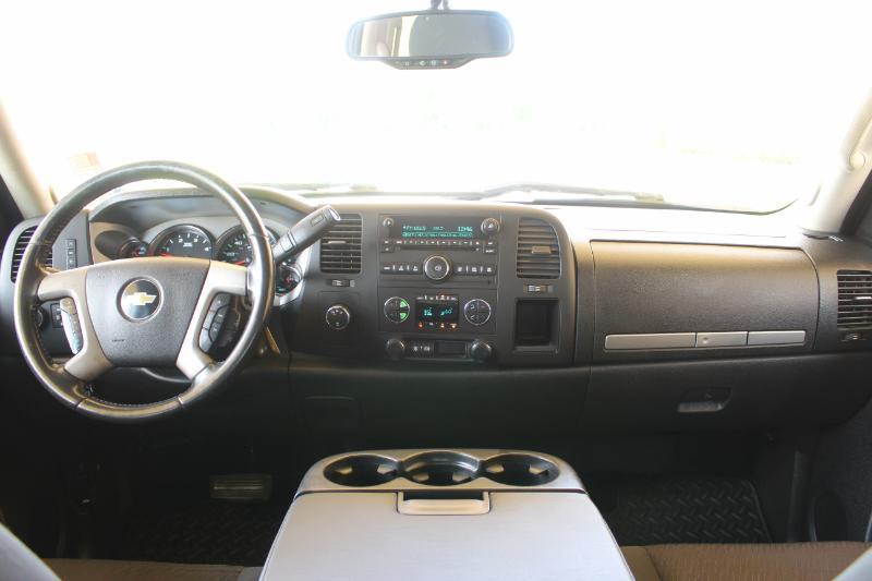 Chevrolet Silverado 2500HD LT Crew Cab Short Bed 4WD 2011