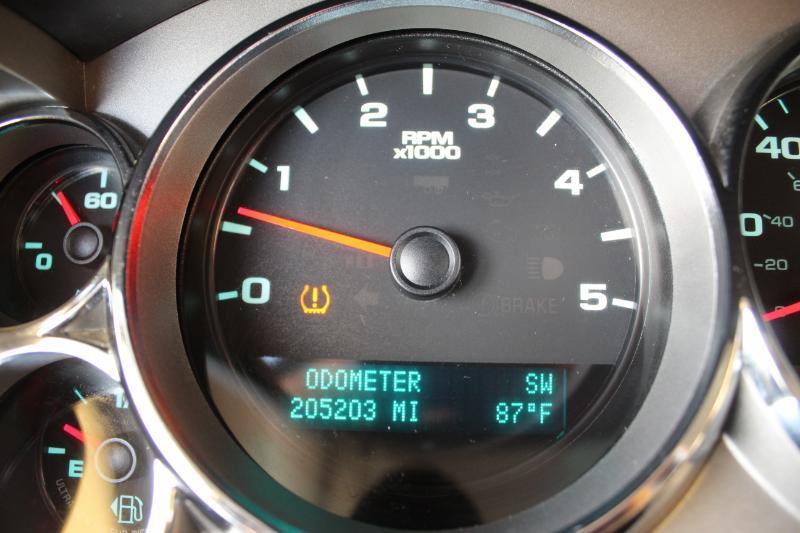 Chevrolet Silverado 2500HD LT Crew Cab Short Bed 4WD 2011
