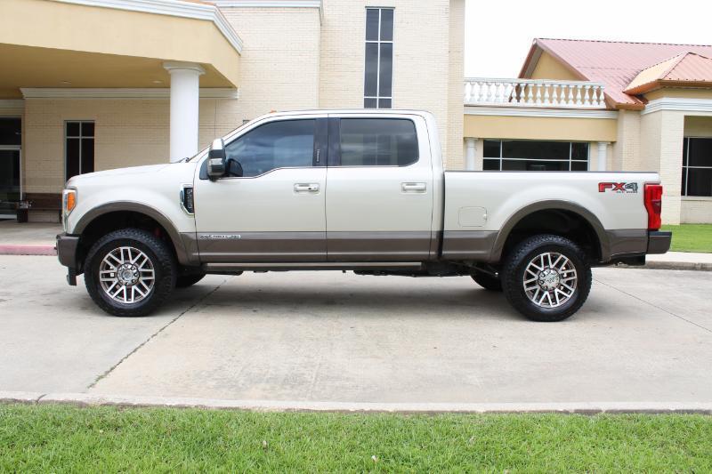 Ford F-250 SD King Ranch Crew Cab 4WD 2017