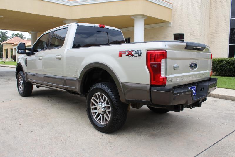 Ford F-250 SD King Ranch Crew Cab 4WD 2017