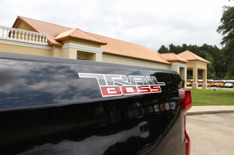 Chevrolet Silverado 1500 Limited LT Trail Boss Crew Cab 4WD 2022