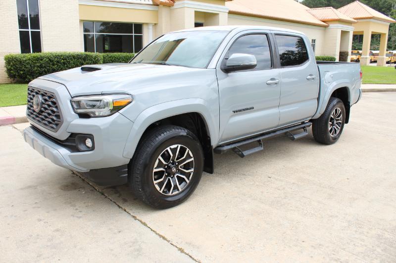 Toyota Tacoma  2020