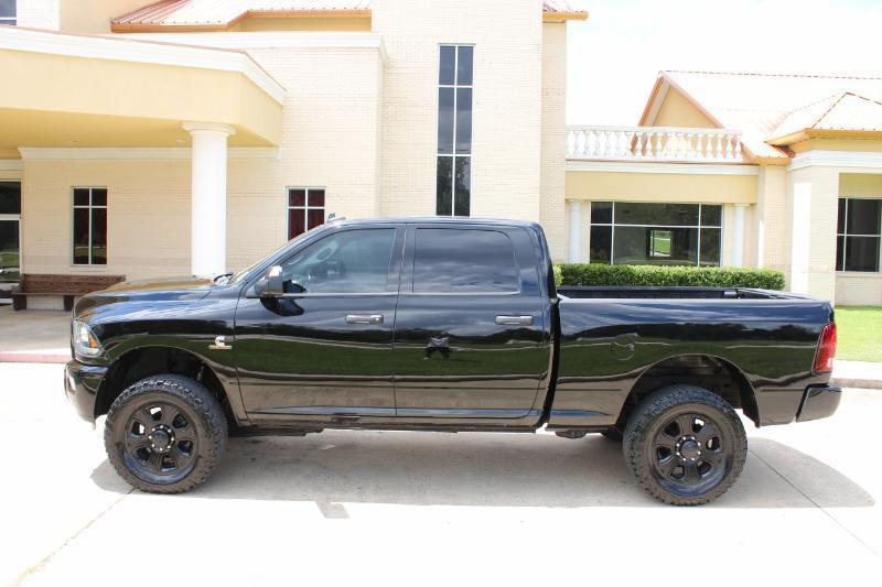 RAM 2500 SLT Crew Cab SWB 4WD 2014