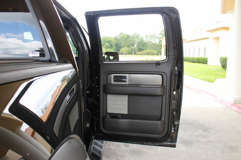 Ford F-150 SVT Raptor SuperCrew 5.5-ft. Bed 4WD 2014
