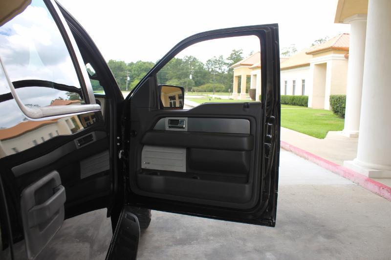 Ford F-150 SVT Raptor SuperCrew 5.5-ft. Bed 4WD 2014