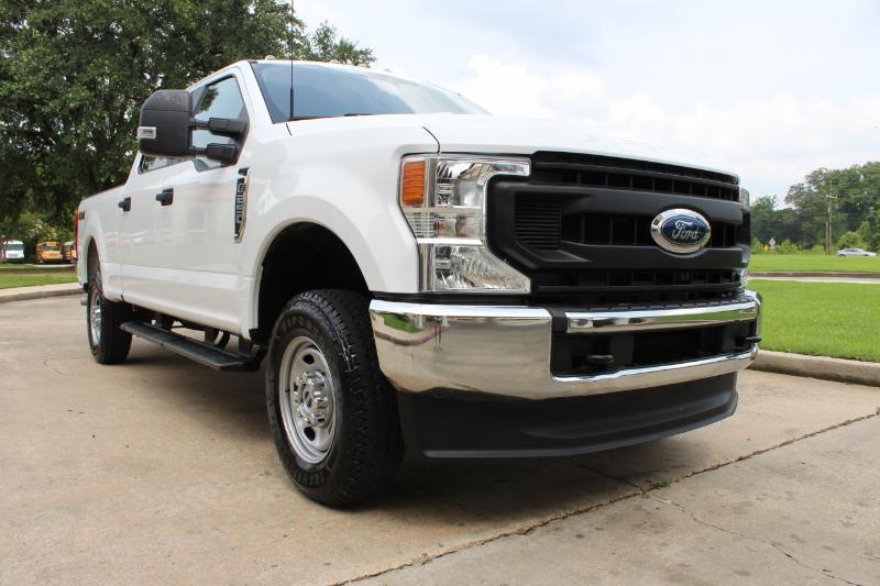 Ford F-250 SD XL Crew Cab 4WD 2022