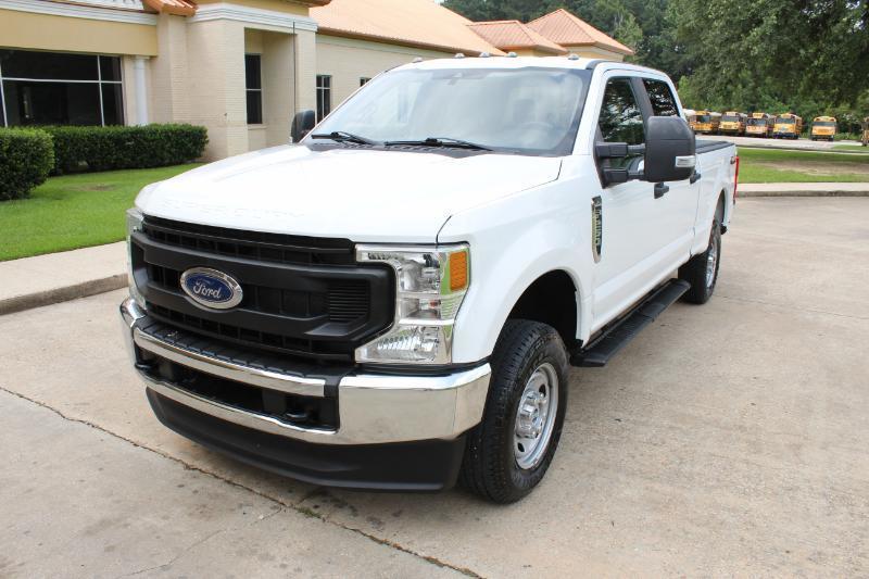 Ford F-250 SD XL Crew Cab 4WD 2022