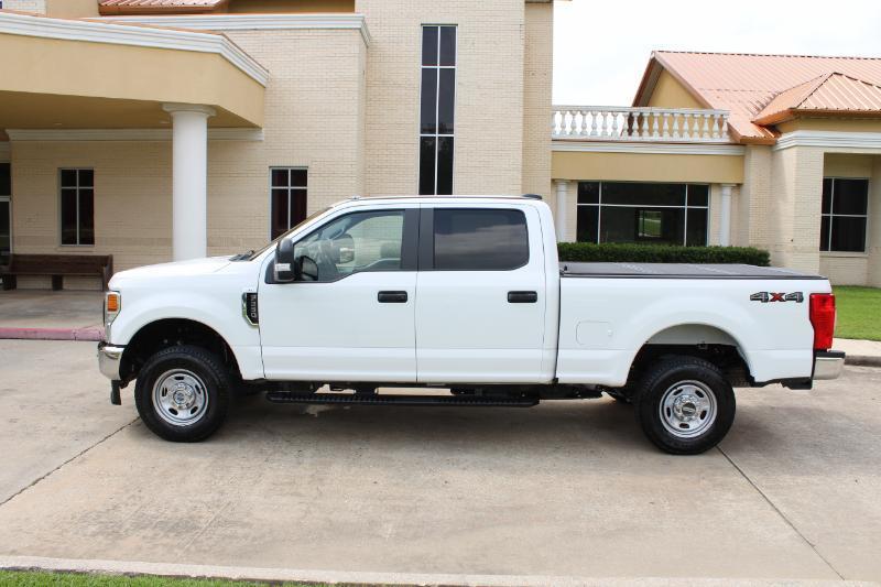 Ford F-250 SD XL Crew Cab 4WD 2022