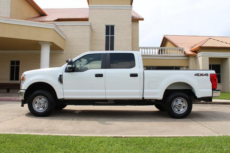 Ford F-250 SD XL Crew Cab 4WD 2022