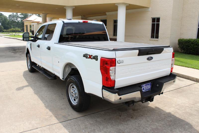 Ford F-250 SD XL Crew Cab 4WD 2022