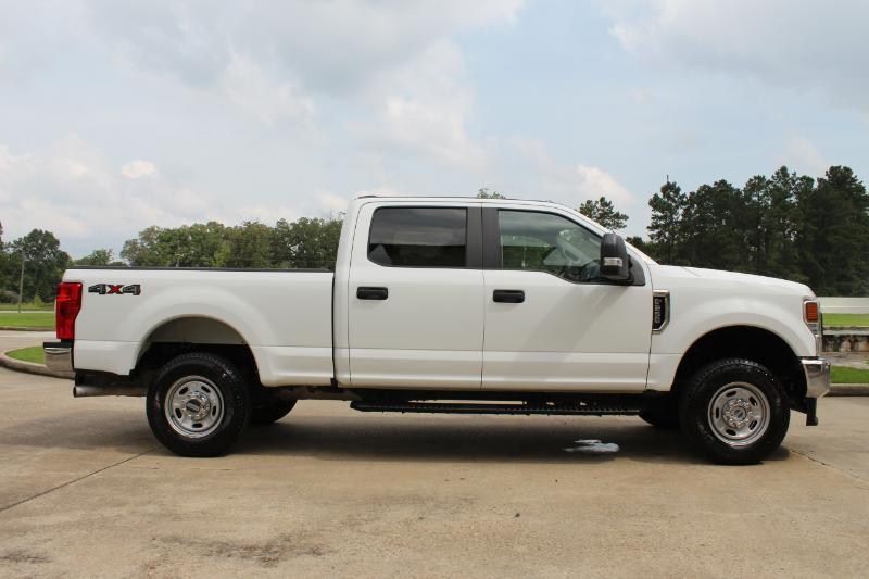 Ford F-250 SD XL Crew Cab 4WD 2022