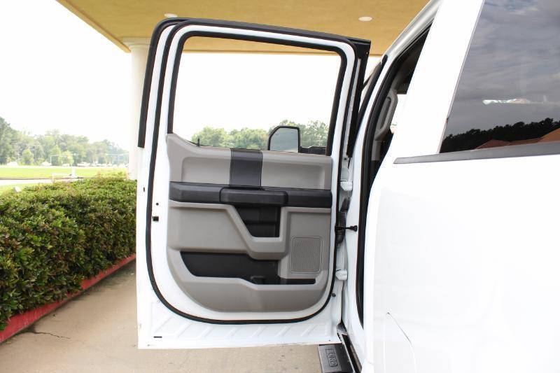 Ford F-250 SD XL Crew Cab 4WD 2022