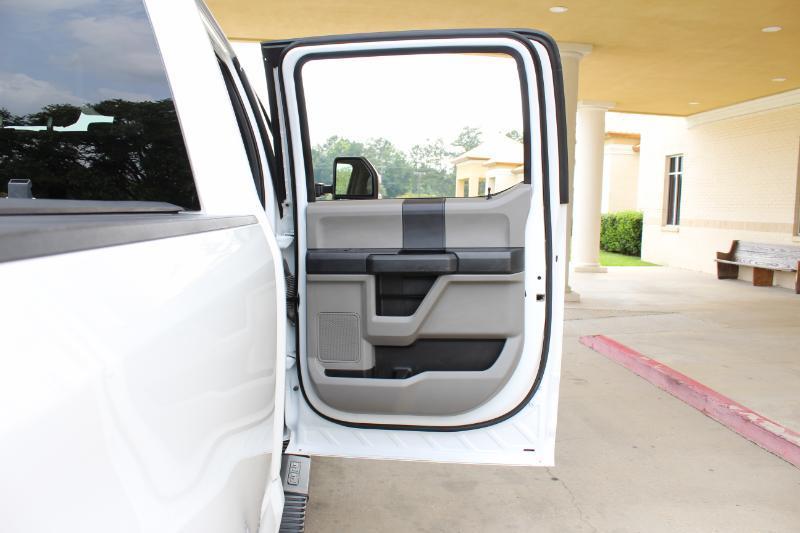Ford F-250 SD XL Crew Cab 4WD 2022