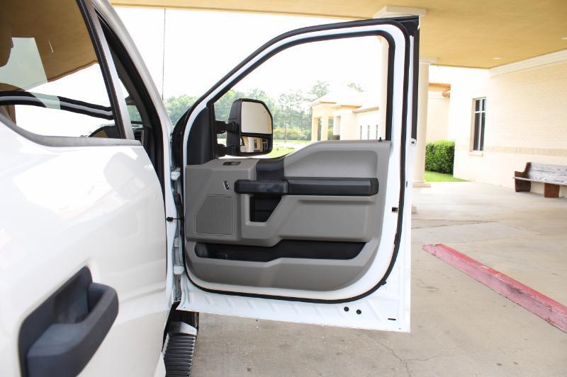 Ford F-250 SD XL Crew Cab 4WD 2022