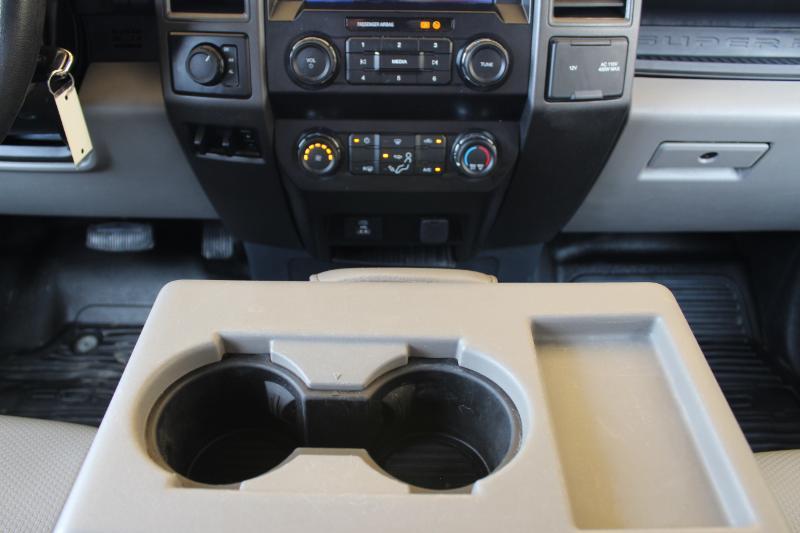 Ford F-250 SD XL Crew Cab 4WD 2022