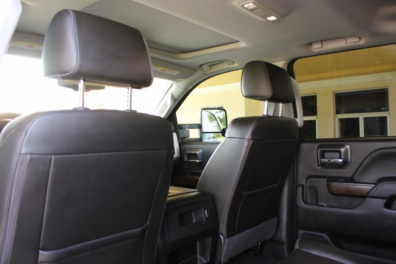GMC Sierra 2500HD Denali Crew Cab 4WD SB 2018