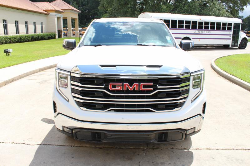 GMC Sierra 1500 SLT Crew Cab 2WD 2023