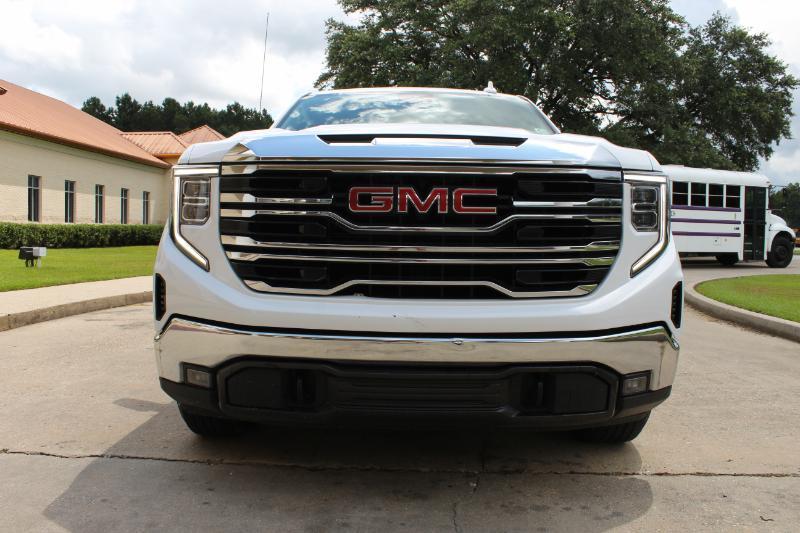 GMC Sierra 1500 SLT Crew Cab 2WD 2023
