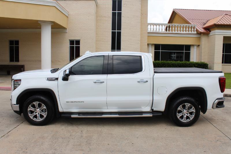 GMC Sierra 1500 SLT Crew Cab 2WD 2023