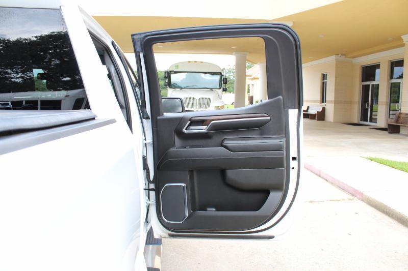 GMC Sierra 1500 SLT Crew Cab 2WD 2023