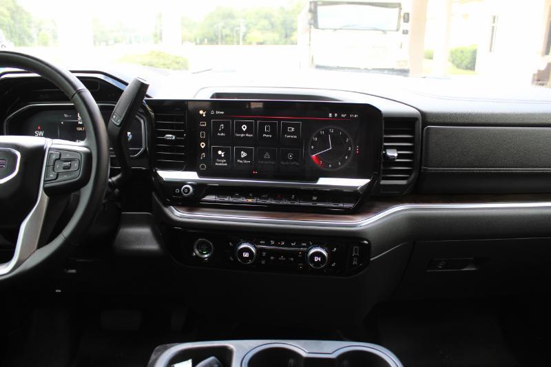GMC Sierra 1500 SLT Crew Cab 2WD 2023