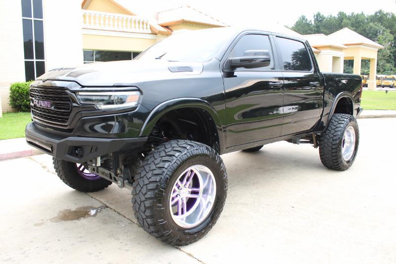 RAM 1500 Laramie Crew Cab SWB 4WD 2019