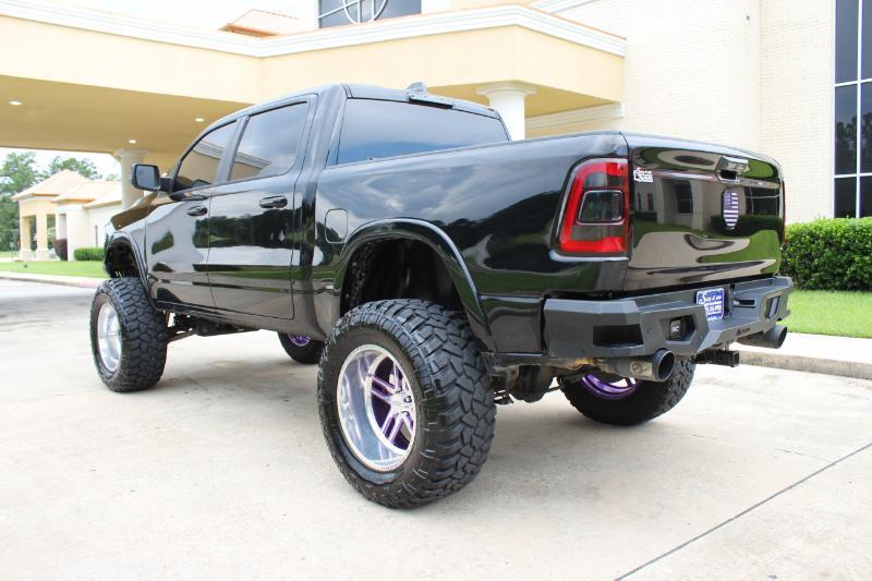 RAM 1500 Laramie Crew Cab SWB 4WD 2019