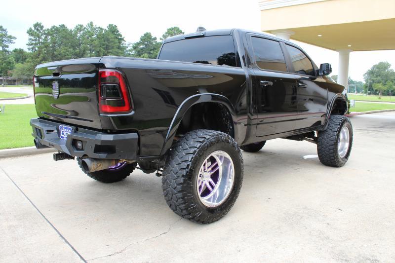 RAM 1500 Laramie Crew Cab SWB 4WD 2019