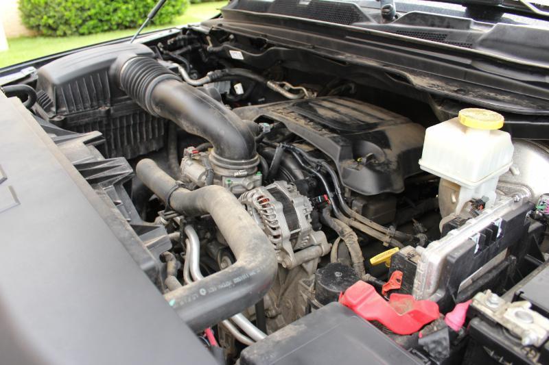 RAM 1500 Laramie Crew Cab SWB 4WD 2019