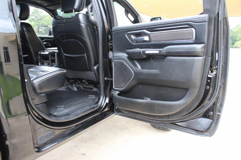 RAM 1500 Laramie Crew Cab SWB 4WD 2019