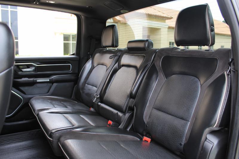 RAM 1500 Laramie Crew Cab SWB 4WD 2019