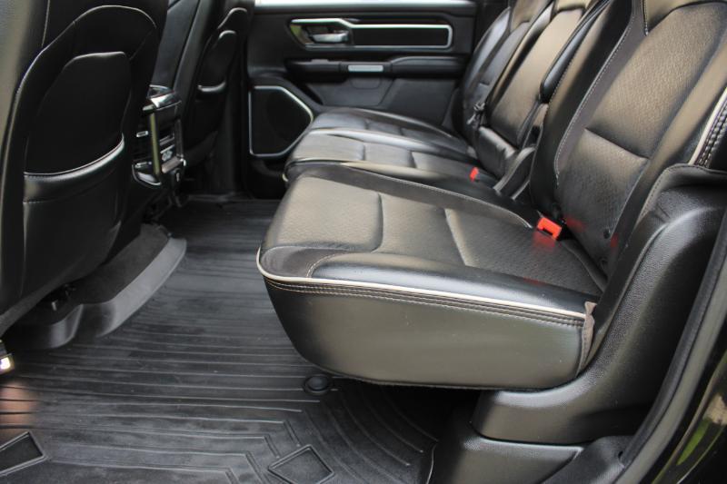 RAM 1500 Laramie Crew Cab SWB 4WD 2019