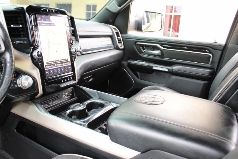 RAM 1500 Laramie Crew Cab SWB 4WD 2019
