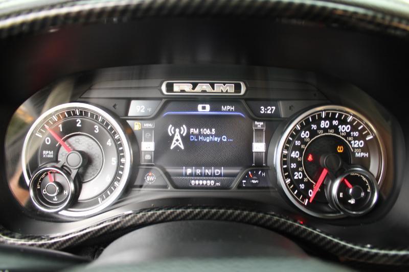 RAM 1500 Laramie Crew Cab SWB 4WD 2019